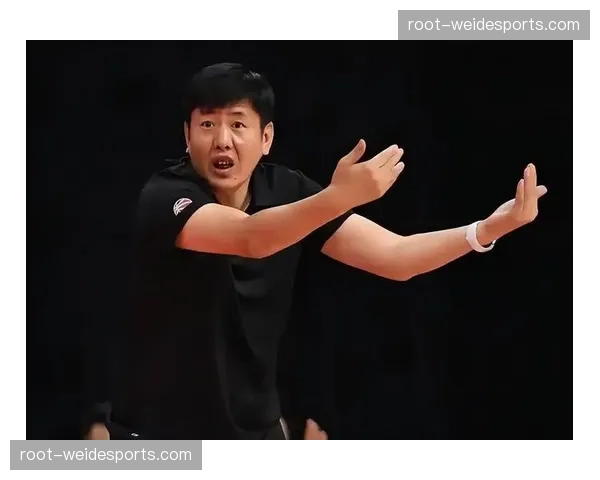 丁伟两分钟七次换人暴露机械轮换困境 稳定性成取胜关键